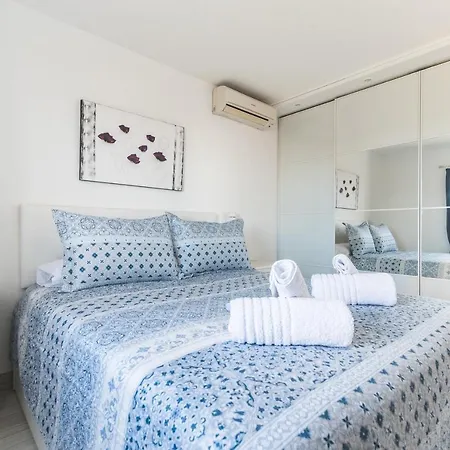 Home2book Stunning Rocas Rojas Apartment *