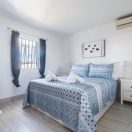 Home2book Stunning Rocas Rojas Apartment *