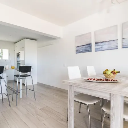 Apartment Home2book Stunning Rocas Rojas *